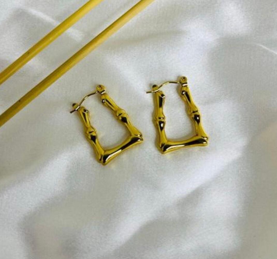 Timeless Elegance in Every Grain: Discover ROSEWOOD CRAFT Earrings by Mistletoeera